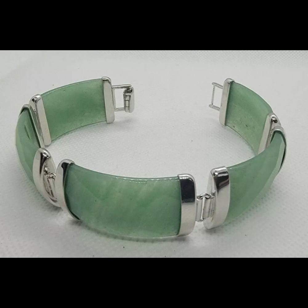 Faceted nephrite jade stone bracelet. Fits size 8” wrist.